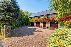 Front elevation - click for photo gallery